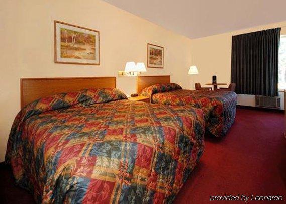 Rodeway Inn Ainsworth Chambre photo